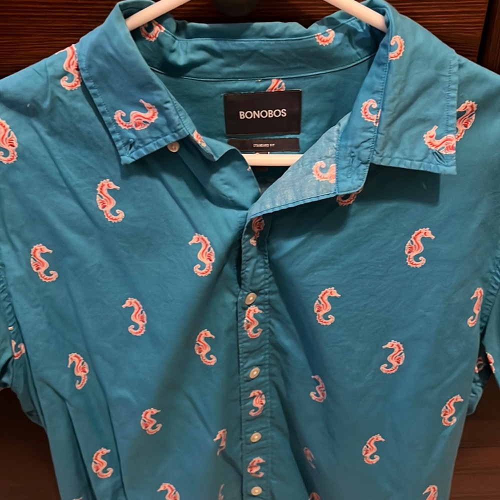 Men’s short sleeve button down